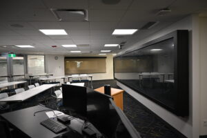 Digital Scholarship Centre - Visualization Lab - computer workstation